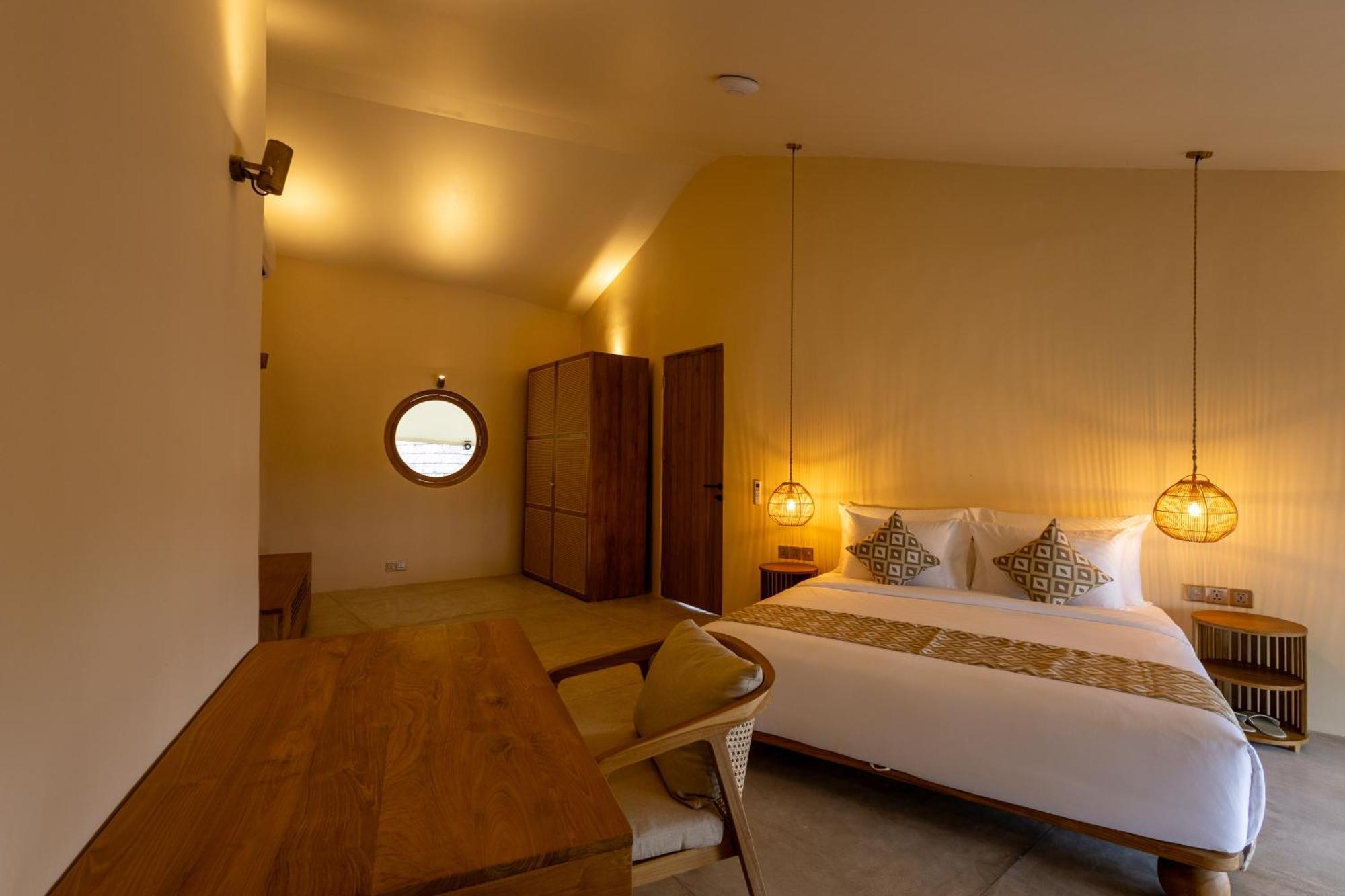Nuanu Suites & Accommodations Танах Лот Экстерьер фото